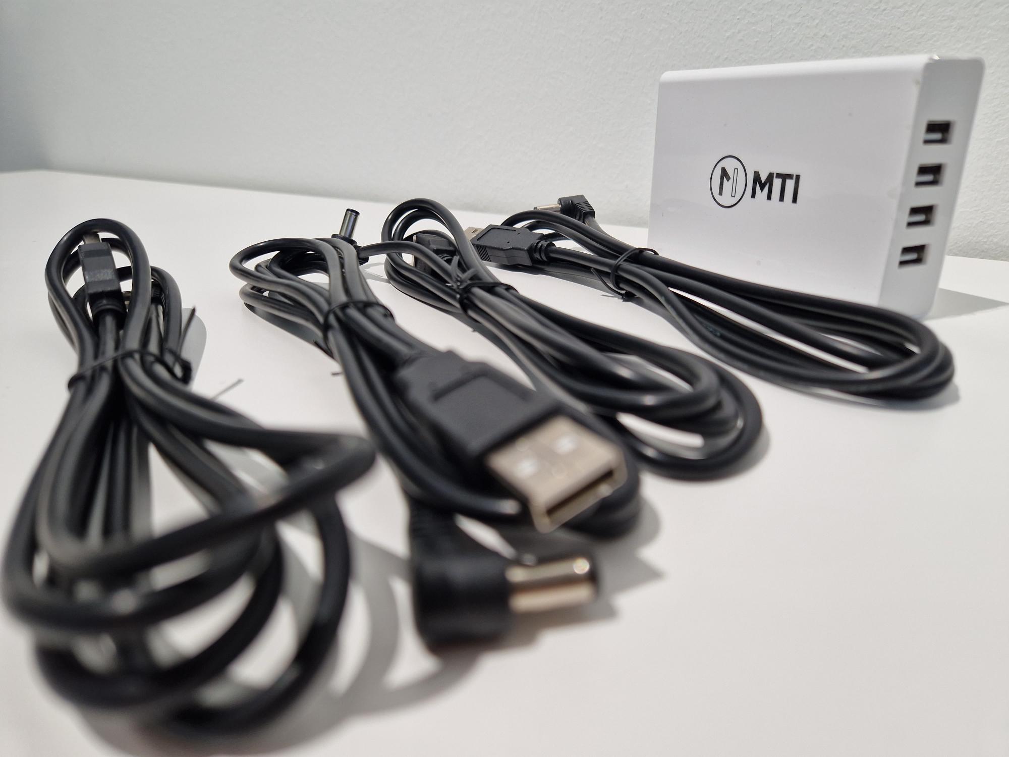 MTI  esillepanosuojaus, FREEDOM MICRO – Virtalähde USB-Hub 4-porttinen #185-00090