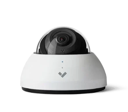 VERKADA Korkearesoluutioinen domekamera, jossa on älykäs reunapohjainen videoanalytiikka.Pilvinatiivi kamera jossa tallennus tapahtuu suoraan kameraan ja pilveen. Verkada CD52-256-HW – Dome Zoom